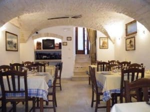 Alberobello-la-cantina