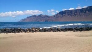 famara-beach