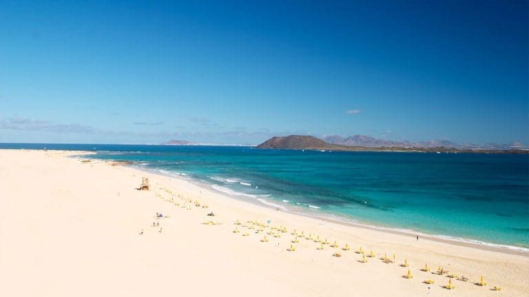 Fuerteventura: guida completa all’isola del mare cristallino