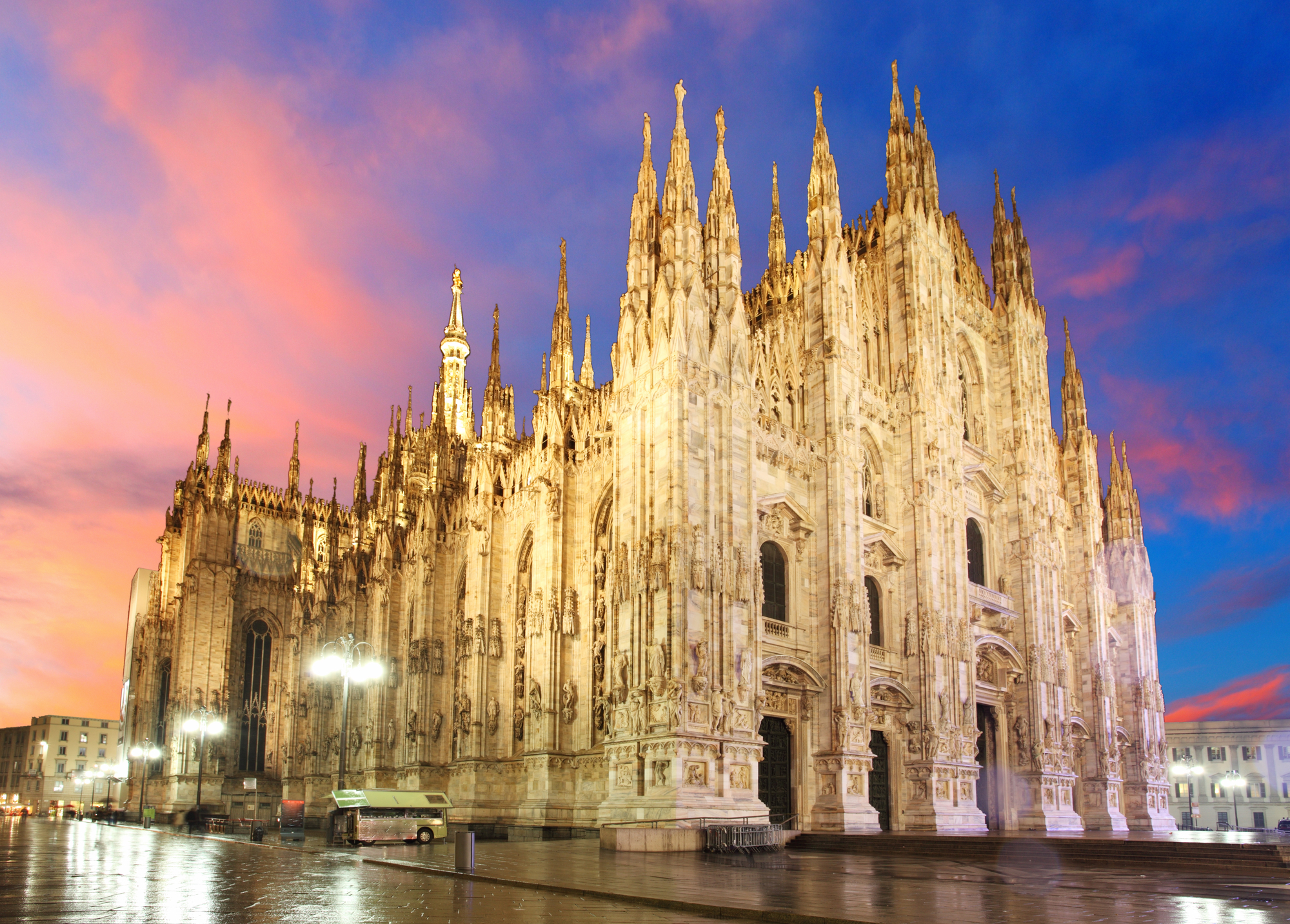Katedra w Mediolanie: symbol miasta we Włoszech i na świecie - TFDT