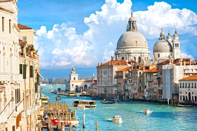 Organizzare un viaggio a Venezia: come comparare le tariffe sul web