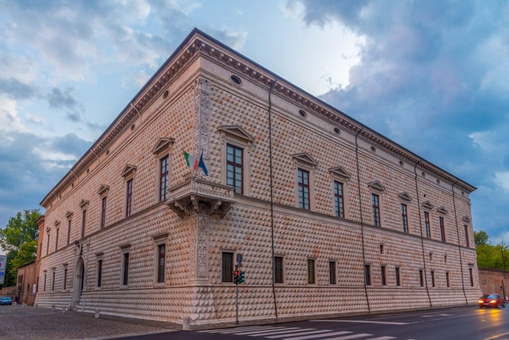 Palazzo dei Diamanti