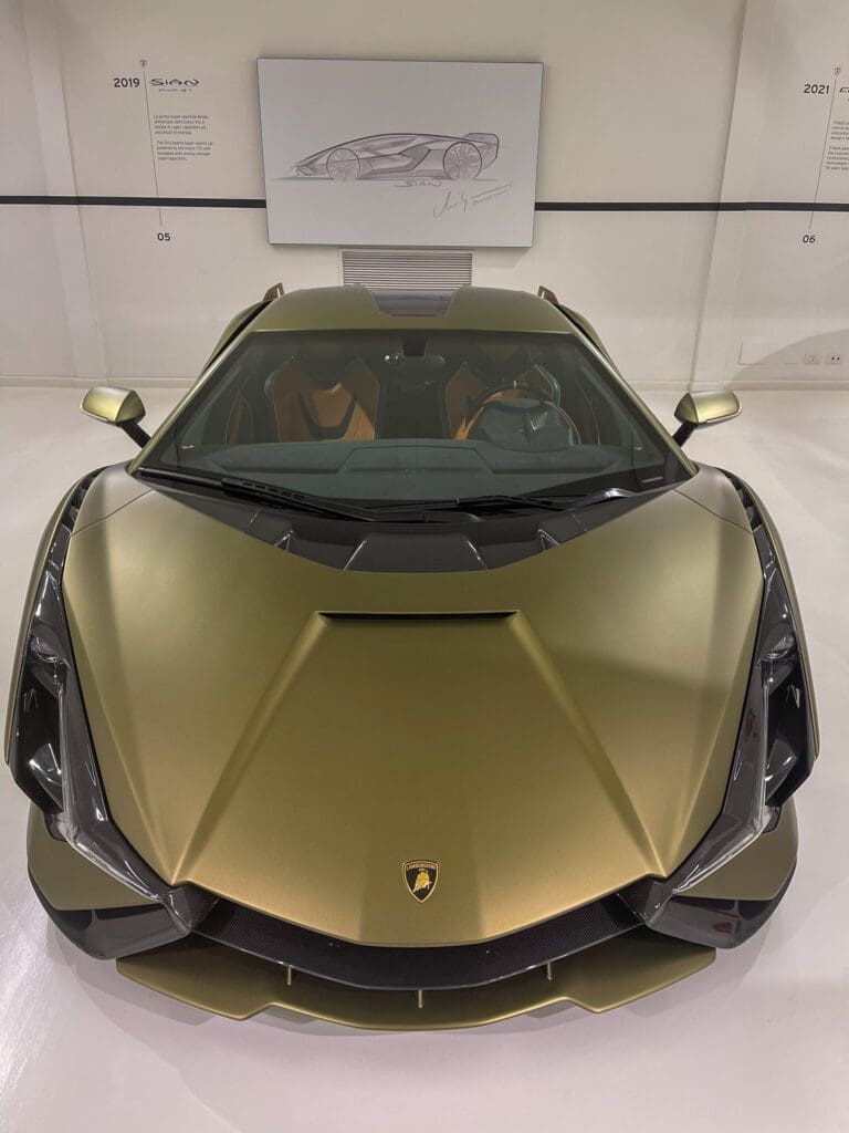 Lamborghini Ibrida