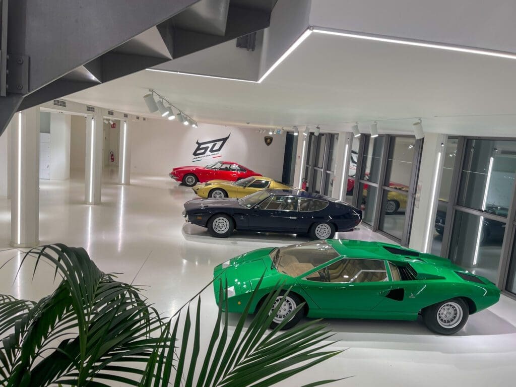 interno del museo lamborghini