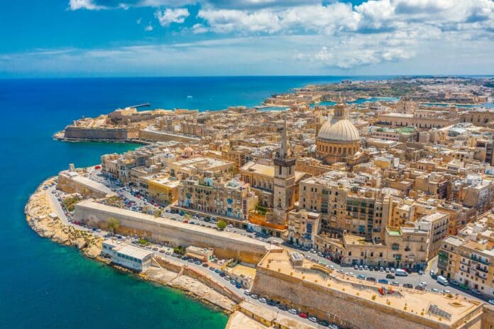 Panoramica di Malta sulla chiesa della Signora di Monte Carmelo