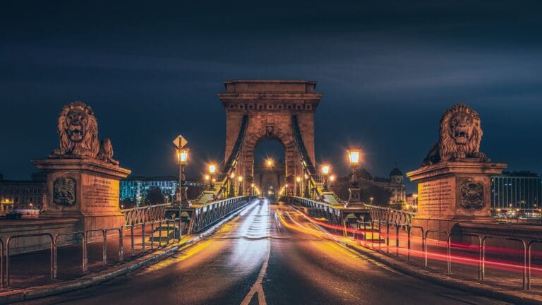 Addio al Celibato a Budapest: Come Trovare i Migliori Pacchetti