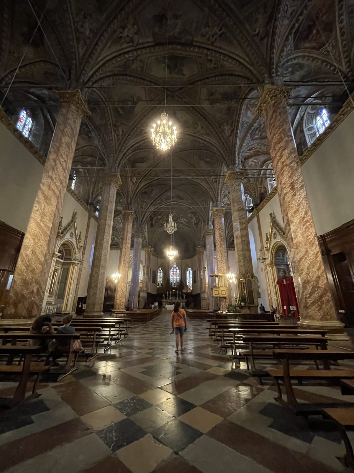 Interno della Cattedrale di San Lorenzo a Perugia